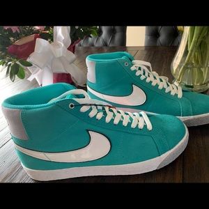 nike sb blazer hyper jade